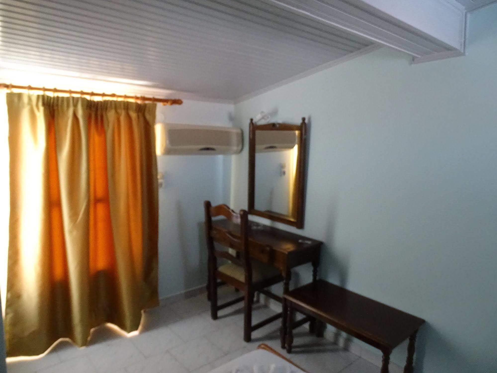 Hotel Mariona ปีตาโกเรโย ภายนอก รูปภาพ